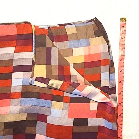 BCBGMaxAzria Straight Silk Long Skirt Below Knee Geometric Patchwork Ruffle Hem - Picture 10 of 16